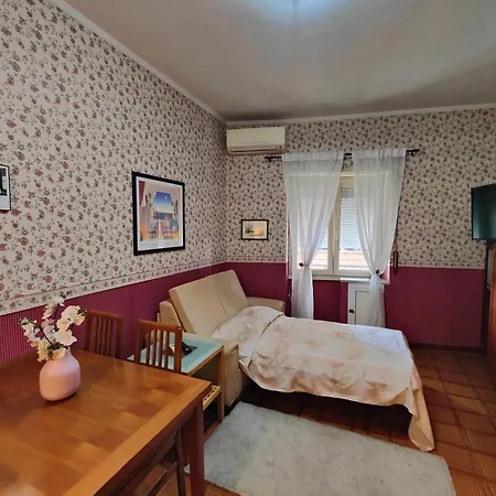 Qato House * Roma
